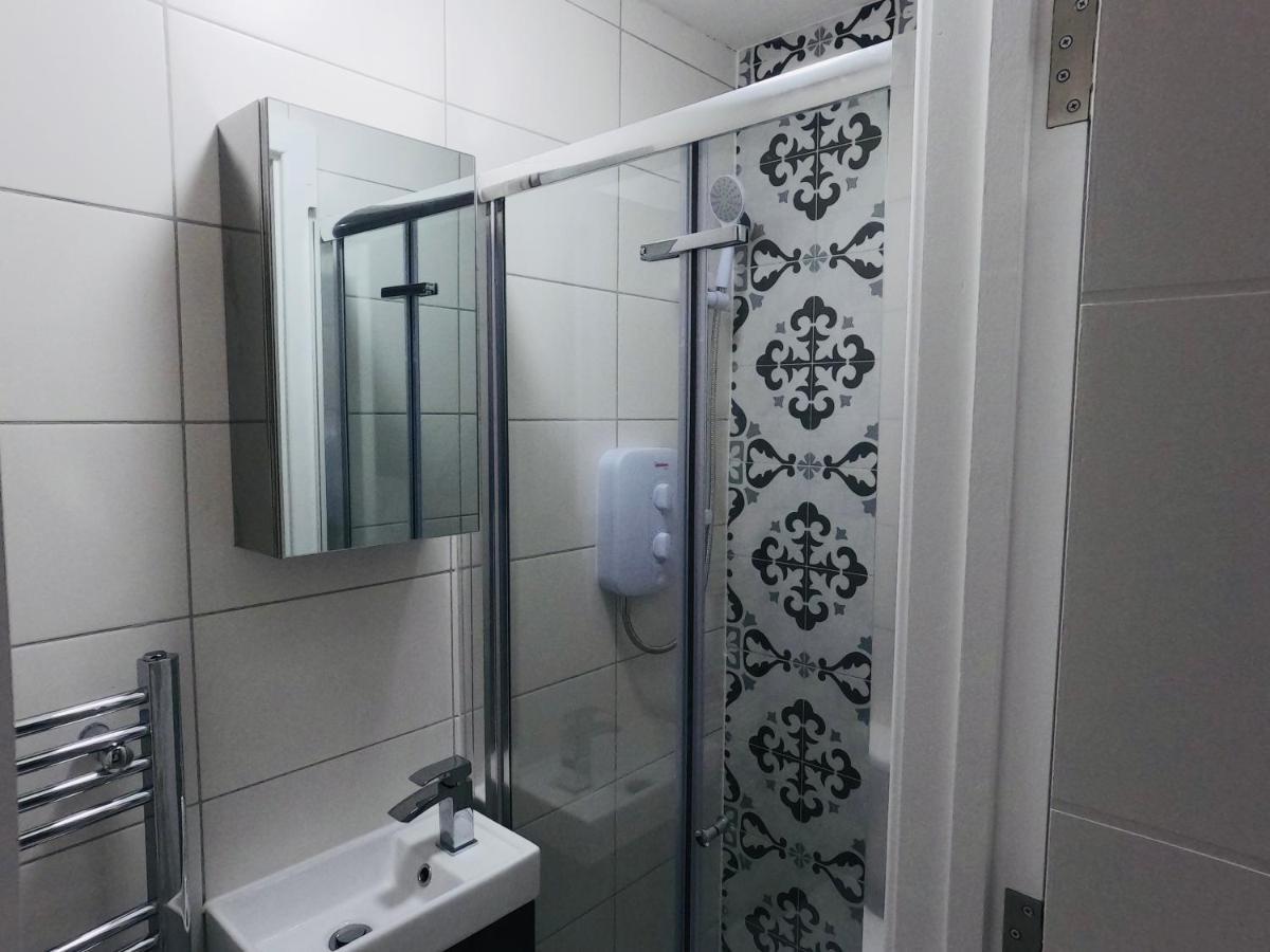 Lbt Property Ltd Лондон Екстер'єр фото